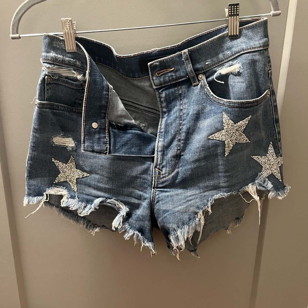 Star mini shorts